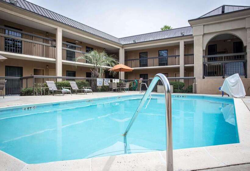 فندق Clarion Inn & Suites Aiken South