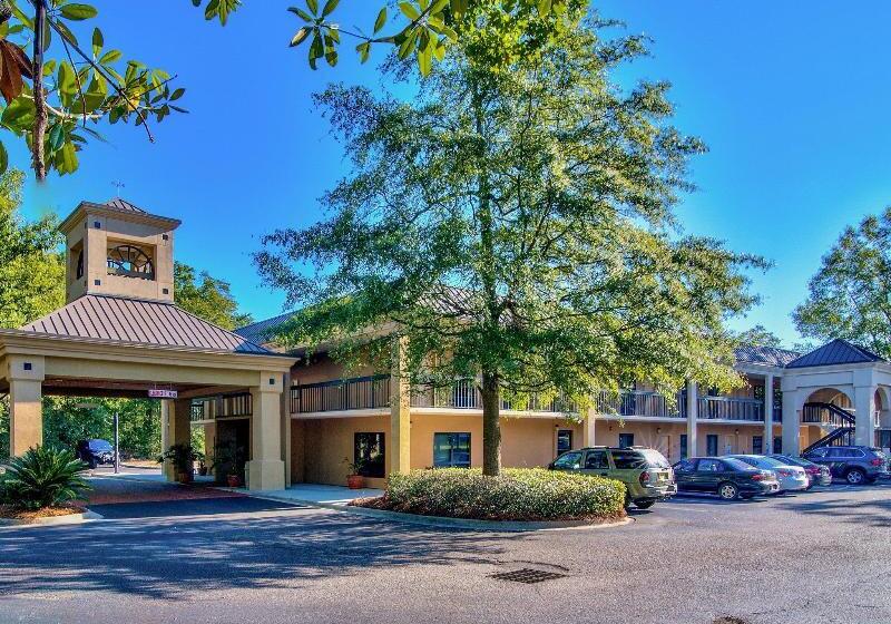 فندق Clarion Inn & Suites Aiken South