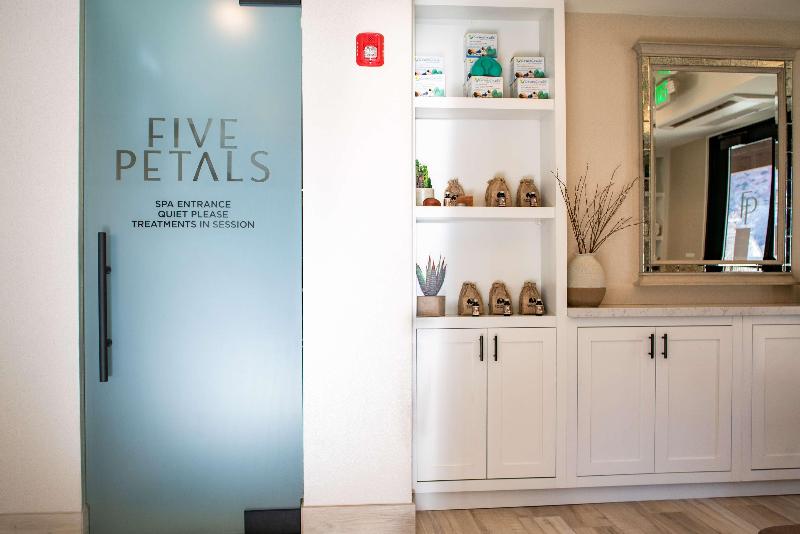 فندق Cliffrose Springdale, Curio Collection By Hilton