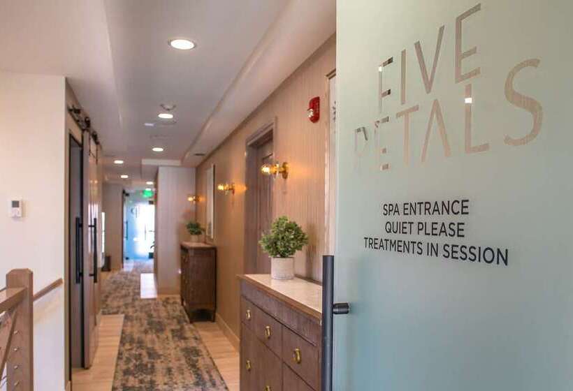 فندق Cliffrose Springdale, Curio Collection By Hilton