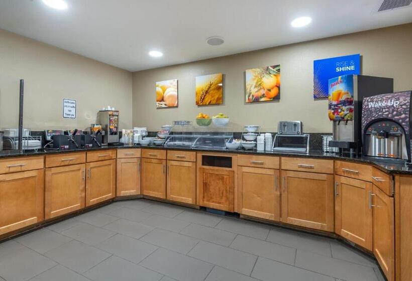 Отель Comfort Inn Asheville East Blue Ridge Pkwy Access