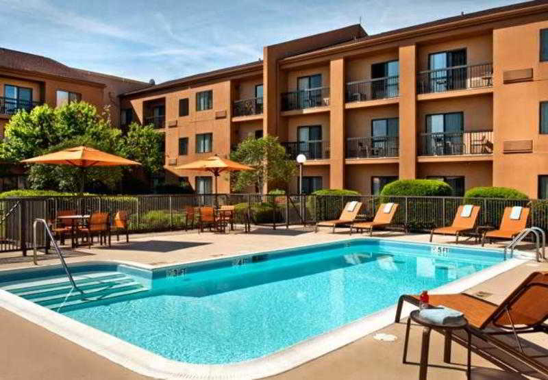 酒店 Courtyard By Marriott Fayetteville