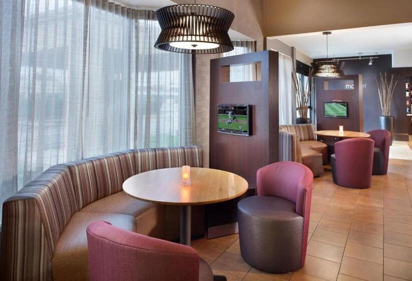 酒店 Courtyard By Marriott Fayetteville