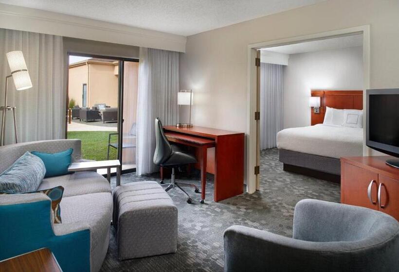 酒店 Courtyard By Marriott Fayetteville