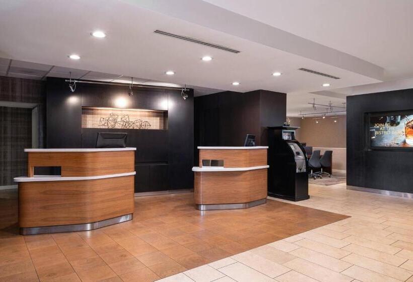 בית מלון כפרי Courtyard By Marriott Las Vegas Convention Center