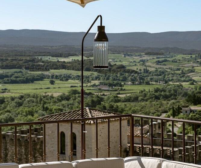 فندق Crillon Le Brave