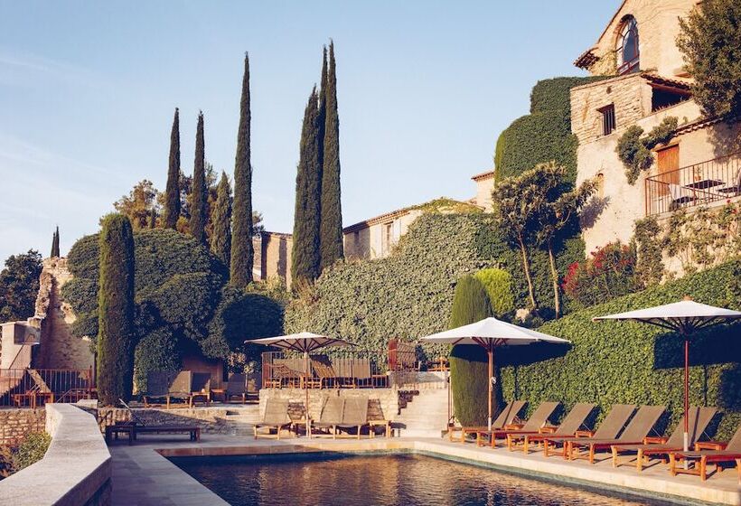 فندق Crillon Le Brave