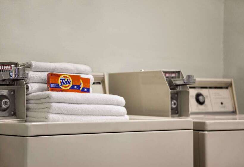 בית מלון כפרי Days Inn By Wyndham Billings