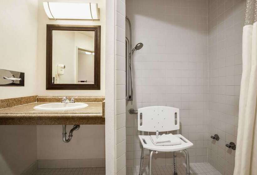 בית מלון כפרי Days Inn By Wyndham Billings