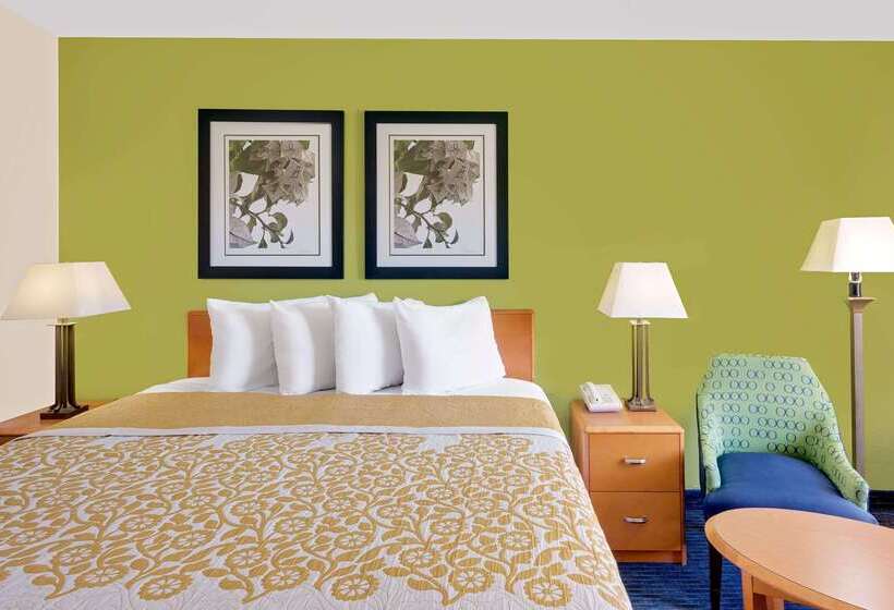 בית מלון כפרי Days Inn By Wyndham Easton