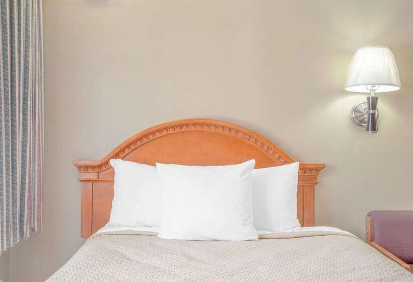 هتل Days Inn By Wyndham Elko