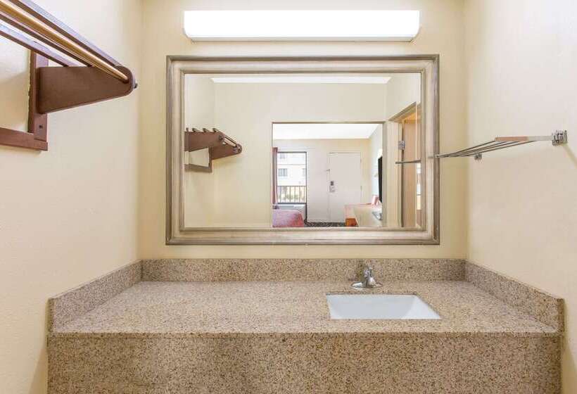 فندق Days Inn By Wyndham Florence/i95 North