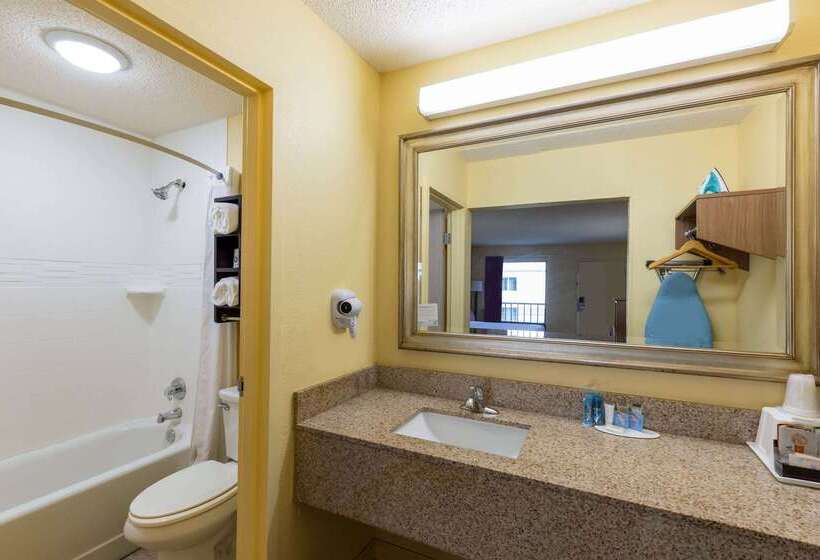 فندق Days Inn By Wyndham Florence/i95 North