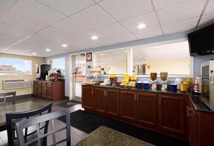 فندق Days Inn By Wyndham Jacksonville Nc