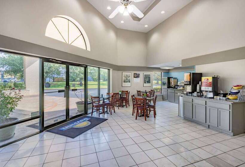 فندق Days Inn By Wyndham Spartanburg Waccamaw