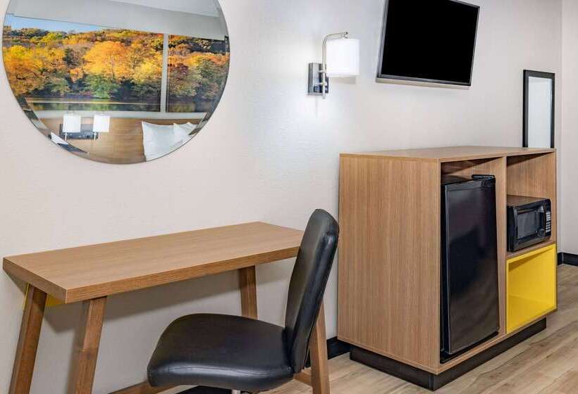 فندق Days Inn By Wyndham Spartanburg Waccamaw