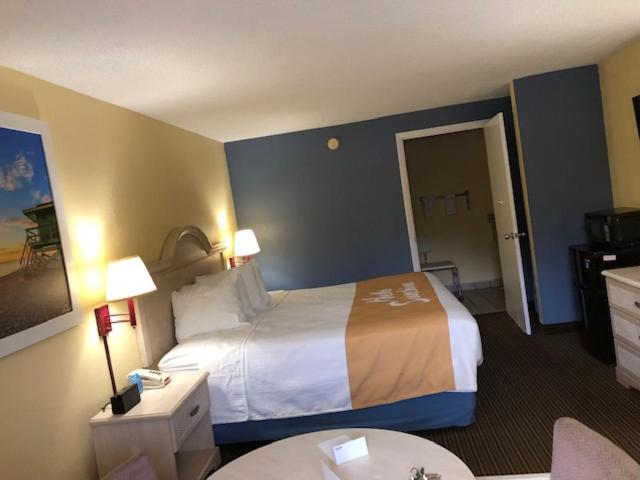 فندق Days Inn By Wyndham Spartanburg Waccamaw