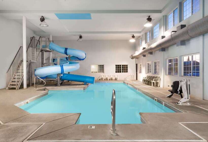 فندق Days Inn By Wyndham West Yellowstone