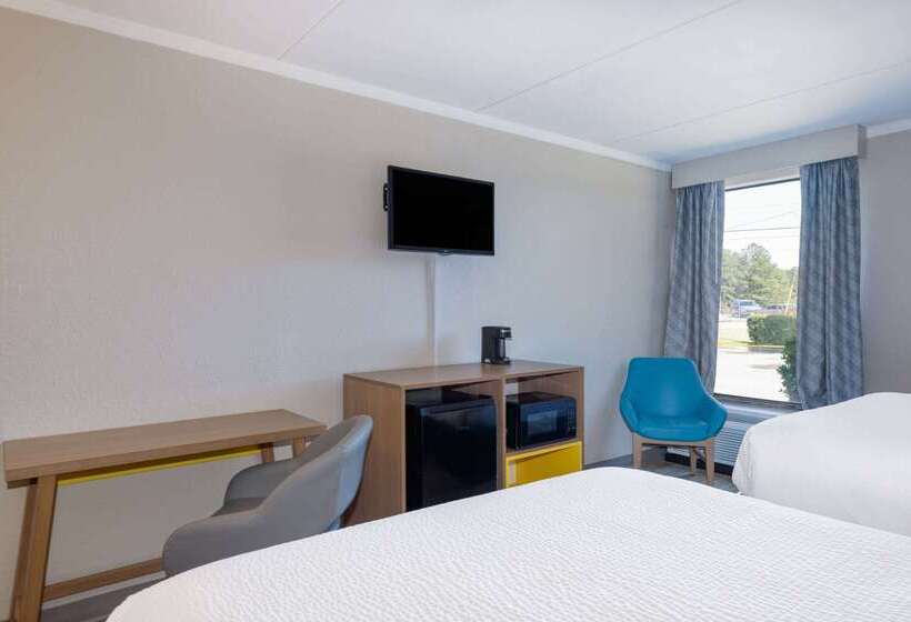 酒店 Days Inn & Suites By Wyndham Fort Bragg/cross Creek Mall