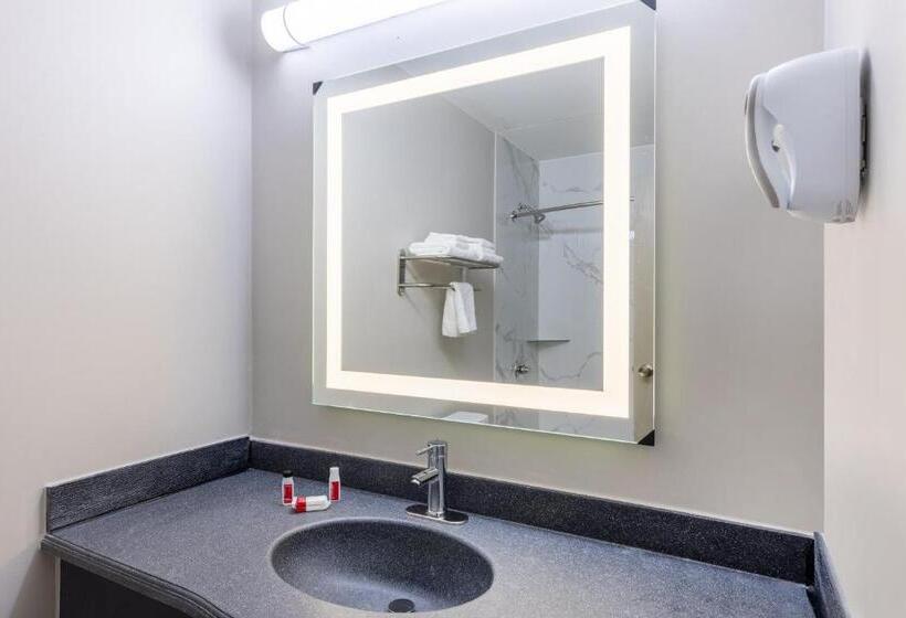 酒店 Days Inn & Suites By Wyndham Fort Bragg/cross Creek Mall