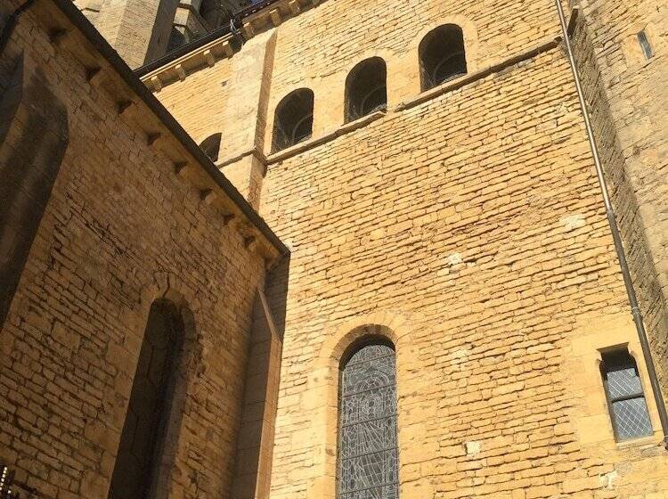 호텔 De La Basilique