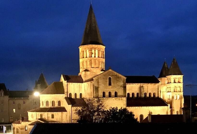 호텔 De La Basilique