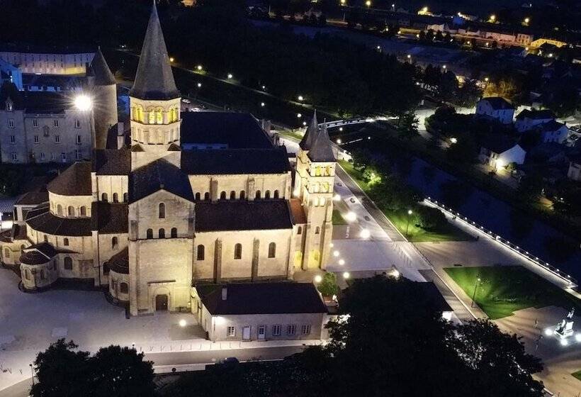 호텔 De La Basilique