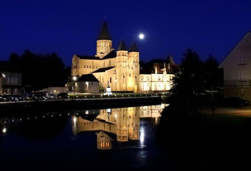 호텔 De La Basilique