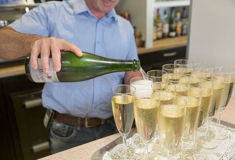 فندق Domaine Du Revermont Logis