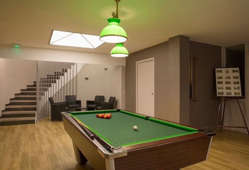 호텔 Domaine Du Revermont Logis