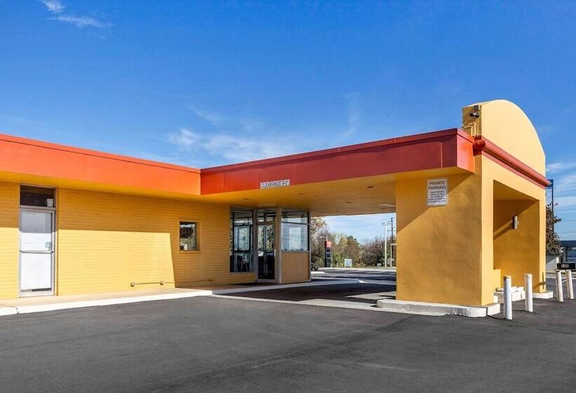 ホテル Econo Lodge