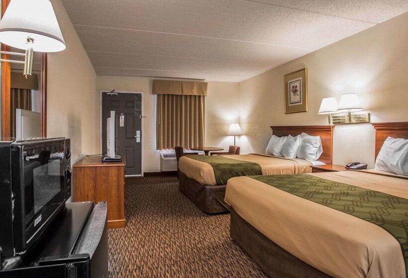 فندق Econo Lodge Inn & Suites