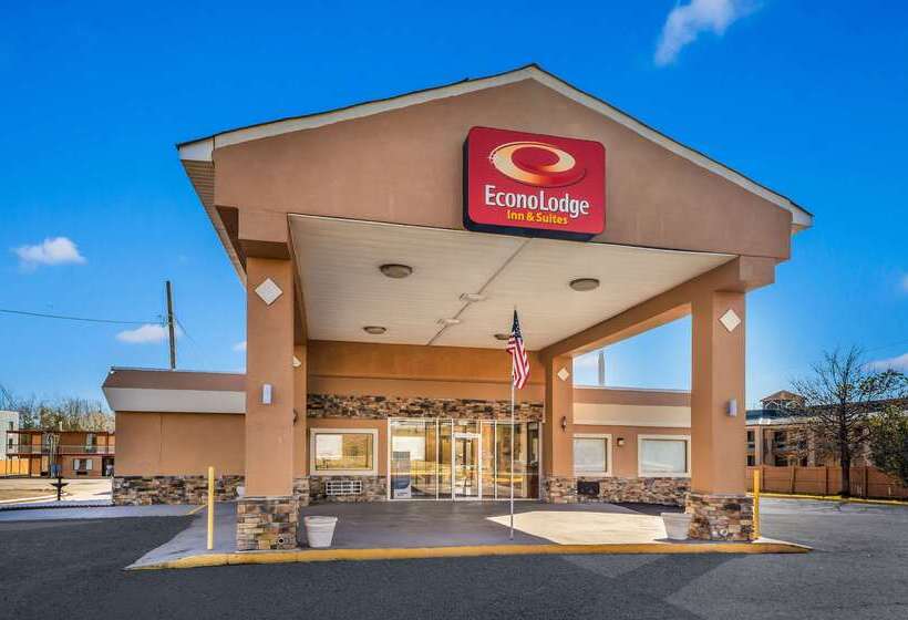 호텔 Econo Lodge  Inn & Suites