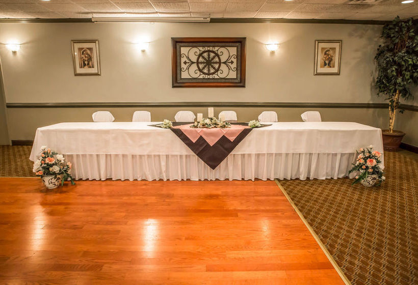 فندق Red Carpet Inn Jacksonville