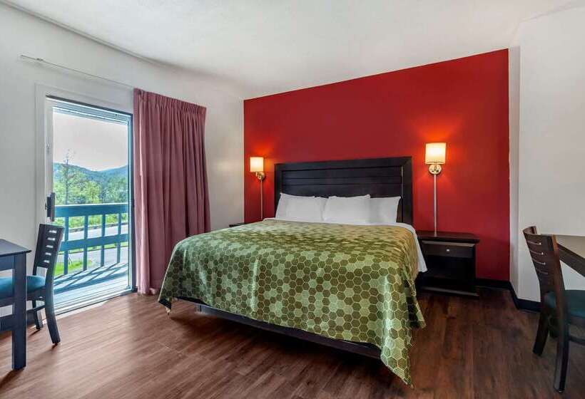 هتل Econo Lodge Lee  Great Barrington