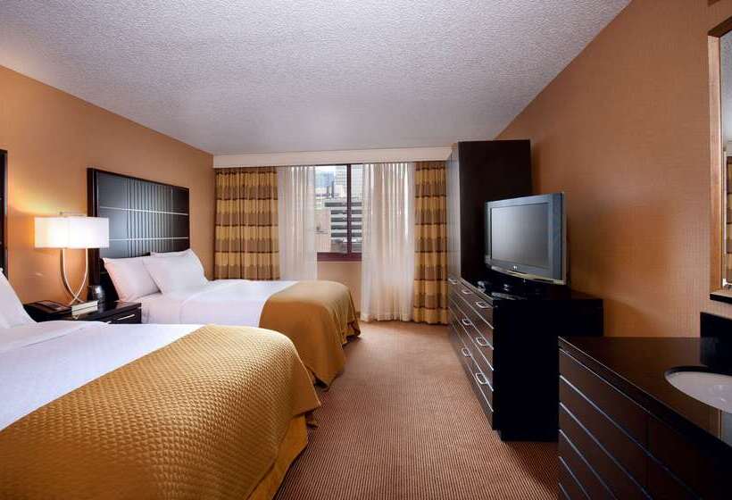 هتل Embassy Suites By Hilton Chicago Downtown River North