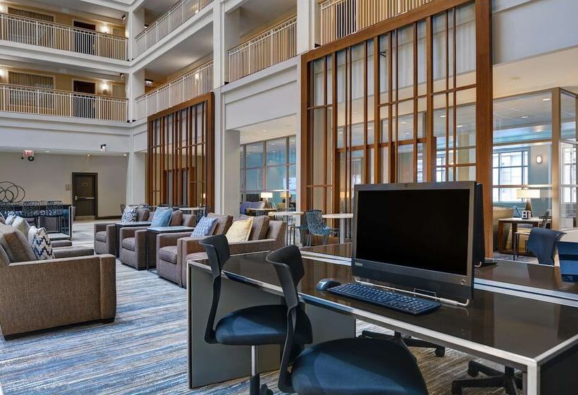 هتل Embassy Suites By Hilton Chicago Downtown River North