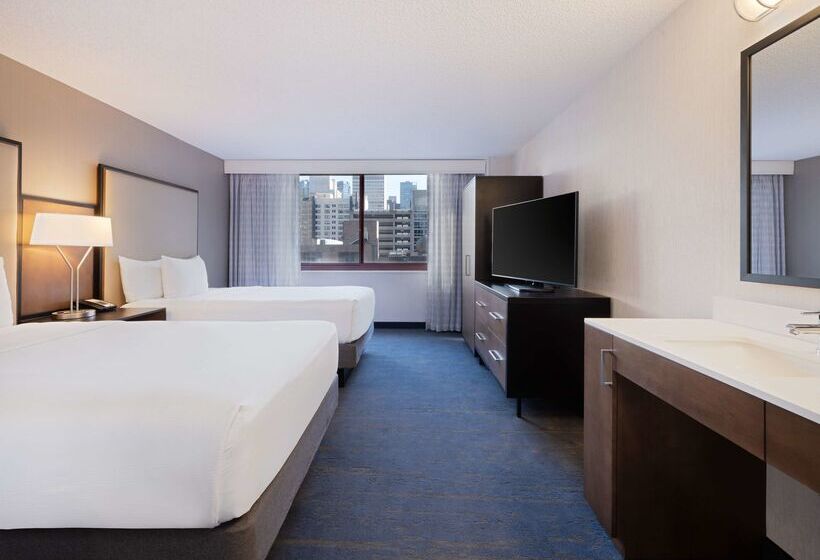 هتل Embassy Suites By Hilton Chicago Downtown River North