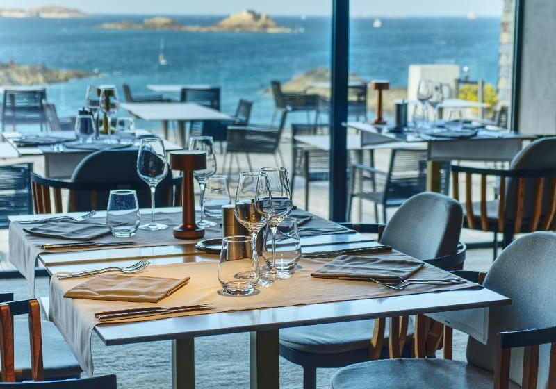 Отель Emeria Dinard Thalasso Spa