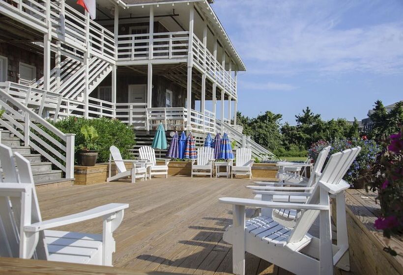 فندق The First Colony Inn