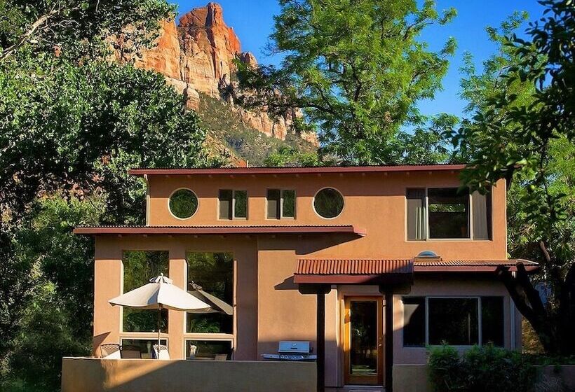 فندق Flanigan`s Resort And Spa