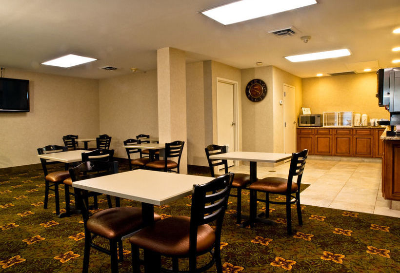 فندق Gateway Inn & Suites