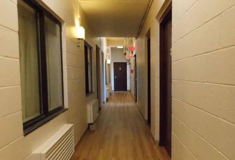 فندق Gateway Inn & Suites