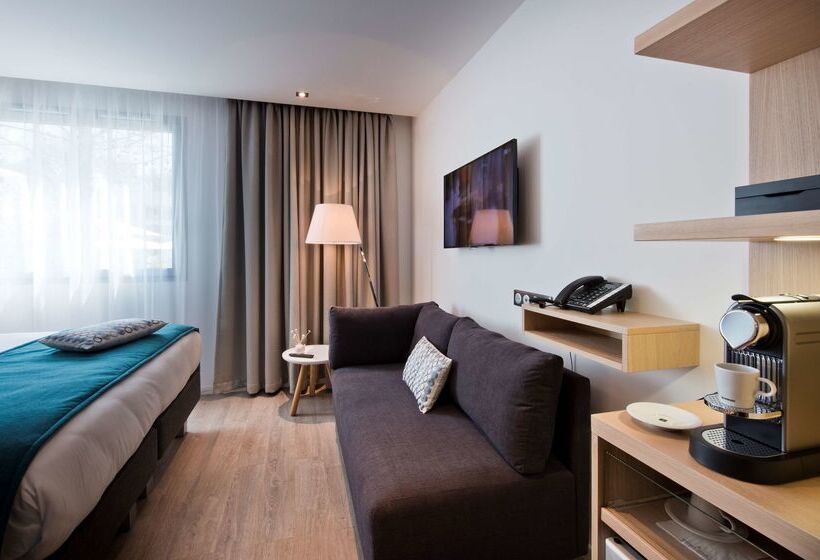 Golden Tulip Sophia Antipolis   Hotel & Spa