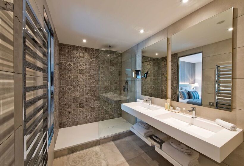 Golden Tulip Sophia Antipolis   Hotel & Spa