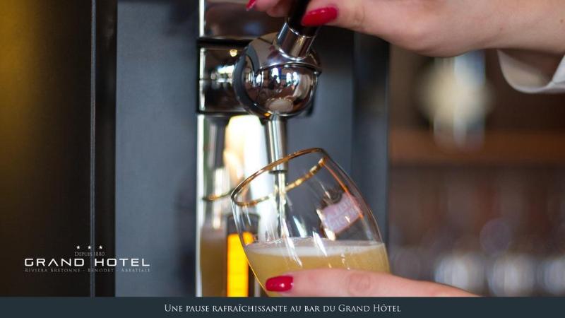 בית מלון כפרי Grand Hôtel Bénodet Abbatiale Riviera Bretonne