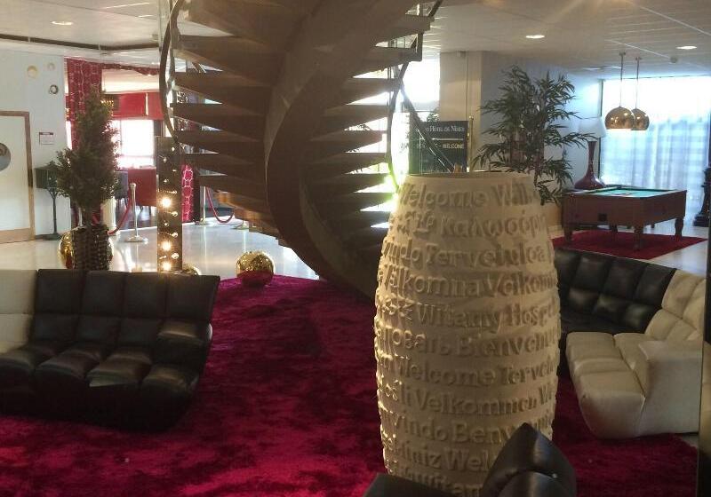 هتل Grand Hôtel De Nîmes 4 étoiles