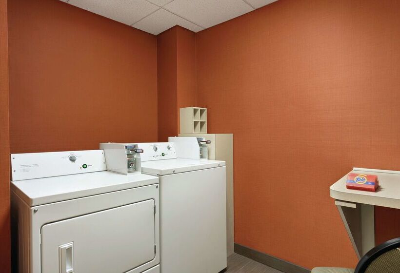 فندق Hampton Inn Atlanta Stone Mountain