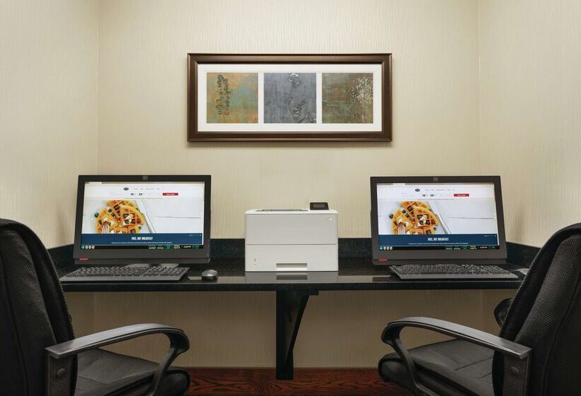 فندق Hampton Inn Atlanta Stone Mountain