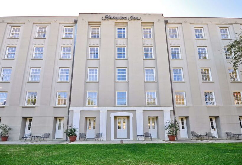 ホテル Hampton Inn Charleston Historic District